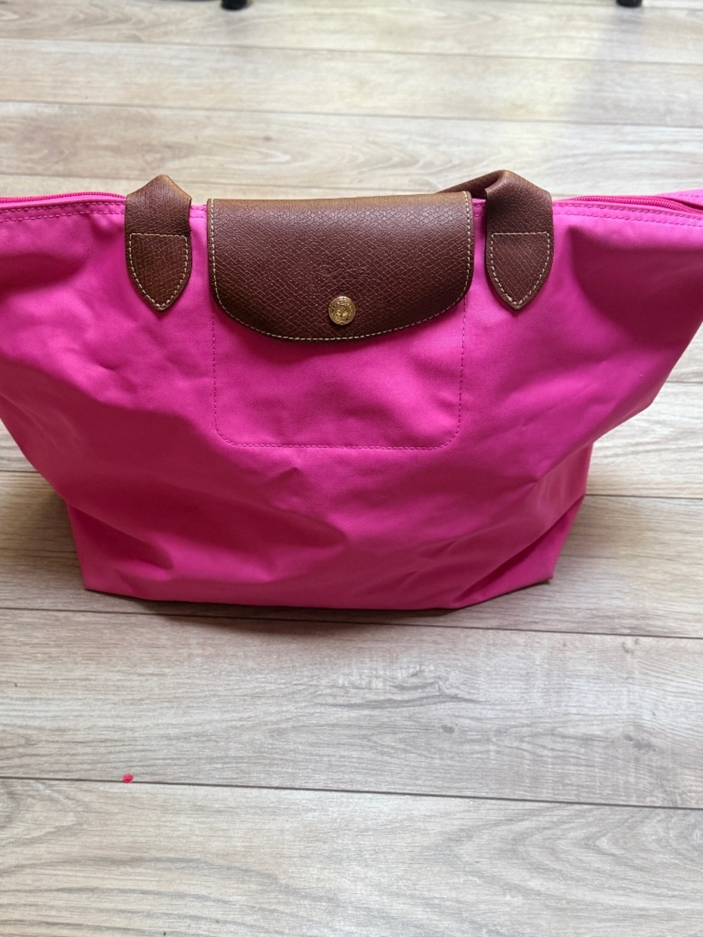 Longchamp Bag in bright pink made 1993-2000 - Picture 15 of 16